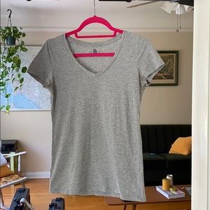 Tommy Hilfiger V Neck Women’s tshirt